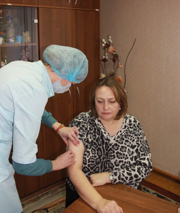 Что дает прививка в сезон ОРИ?